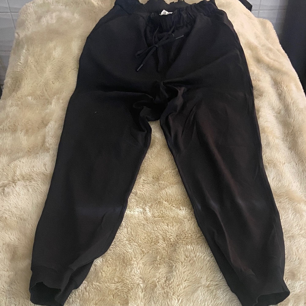 lululemon athletica Black Ankle Pants